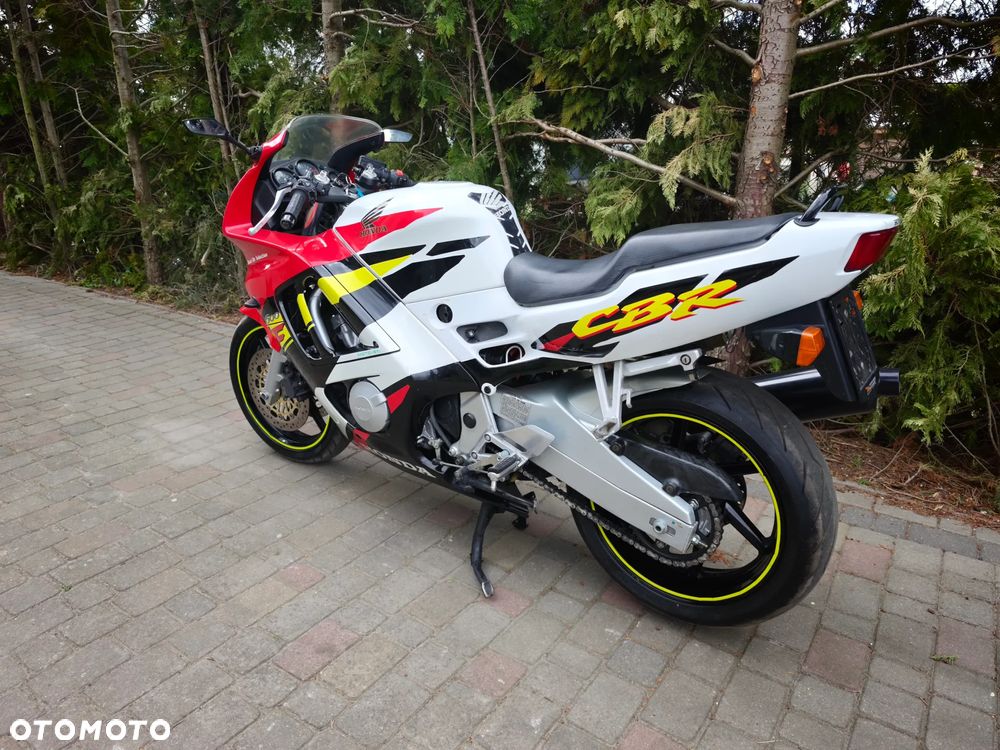Honda CBR - 5