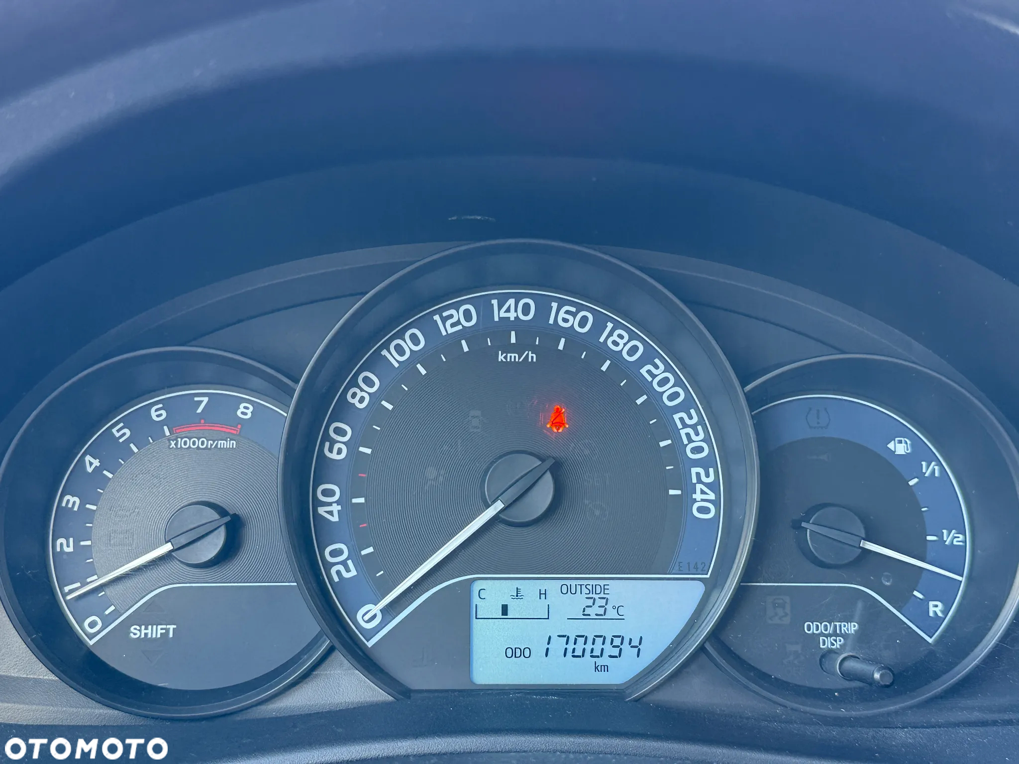 Toyota Auris 1.33 VVT-i Active - 8