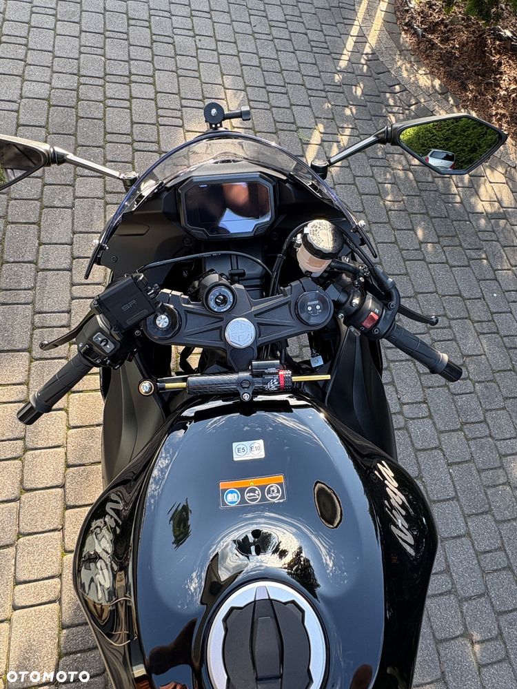 Kawasaki ZX - 5