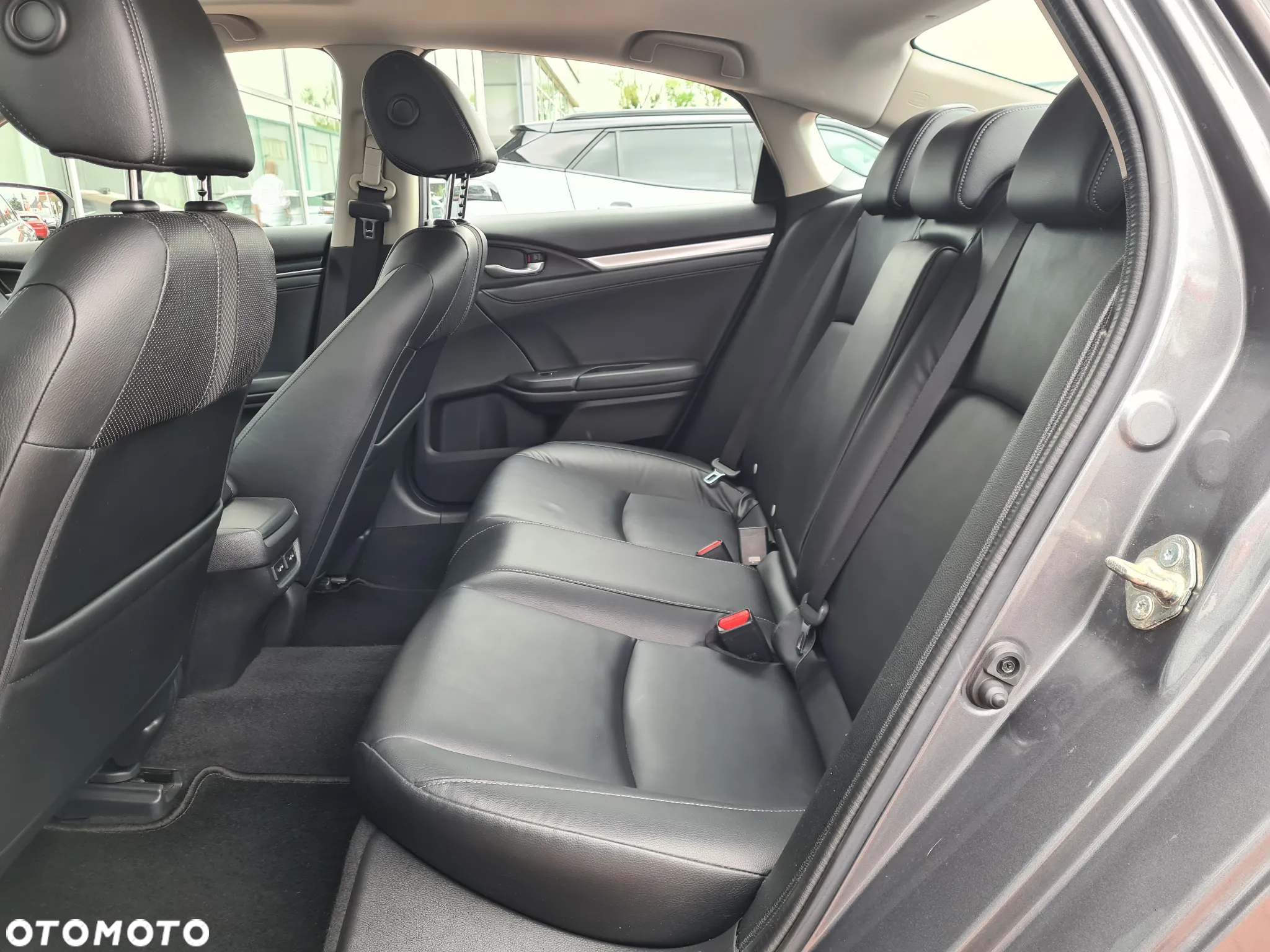 Honda Civic 1.5 T Prestige (Navi) - 32