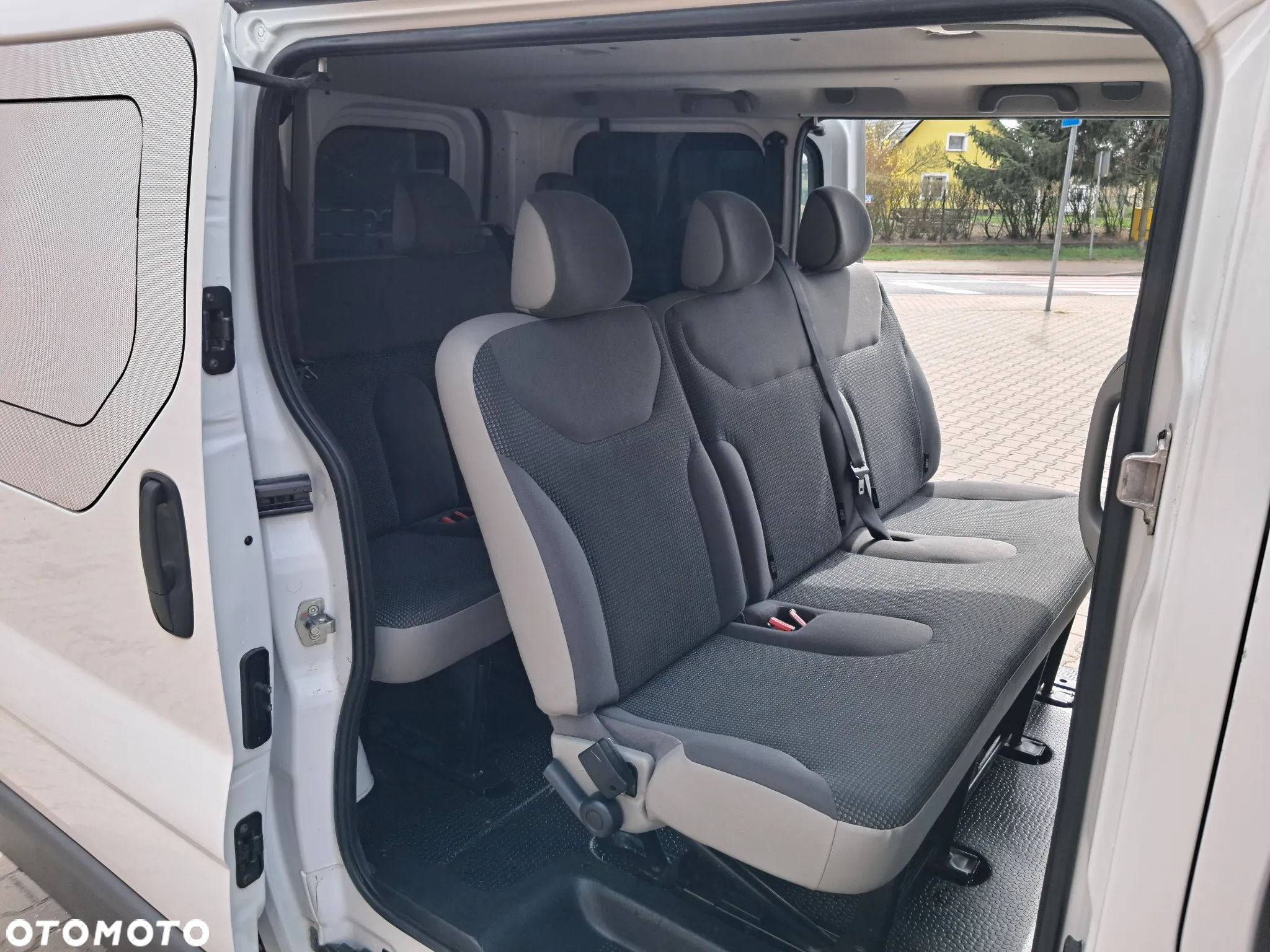 Opel Vivaro - 9