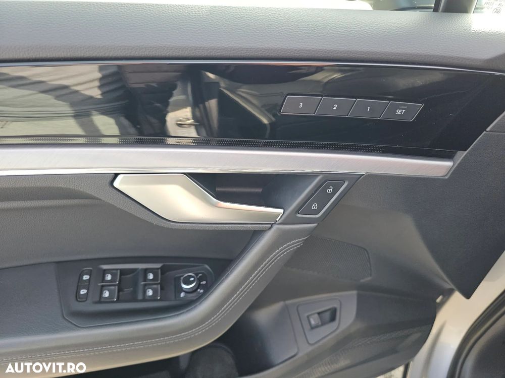 Volkswagen Touareg V6 TDI Elegance - 12