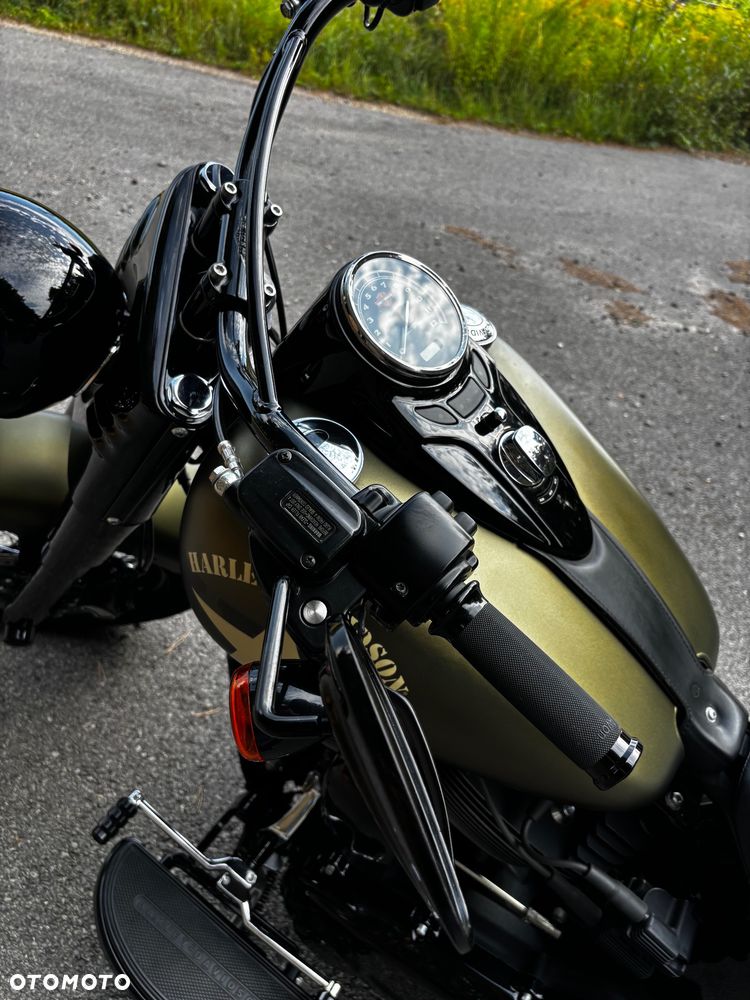 Harley-Davidson Softail Slim - 12