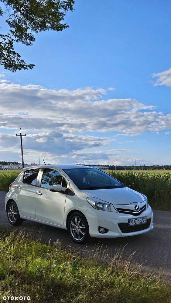 Toyota Yaris - 4