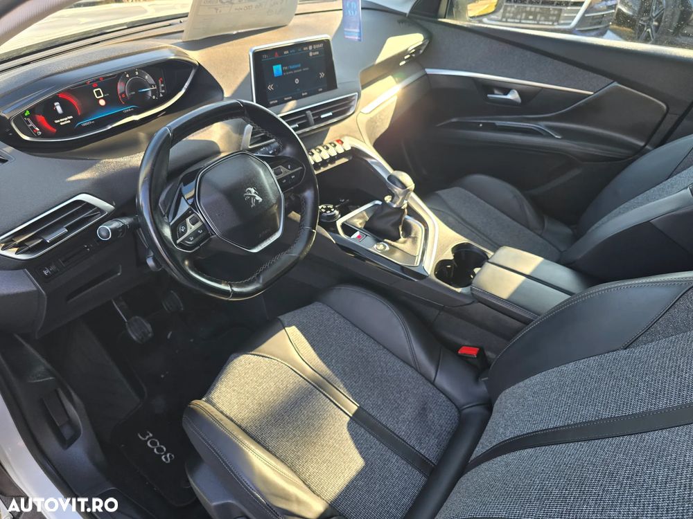 Peugeot 3008 BlueHDi 130 Stop & Start Active Pack - 11