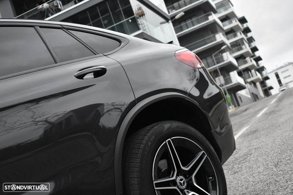 Mercedes-Benz GLC 300 e Coupe 4Matic 9G-TRONIC AMG Line - 5