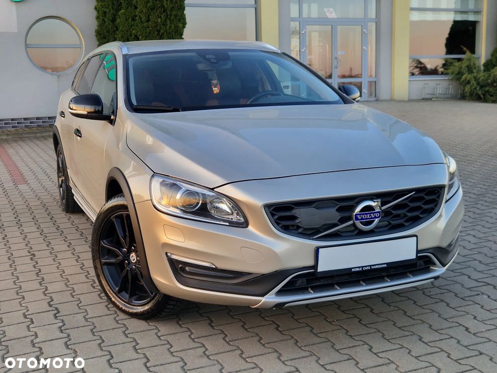 Volvo V60 T5 Drive-E Summum - 2