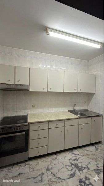 Furnished T1 Apartment - Casa Da Musica - Grande imagem: 5/8