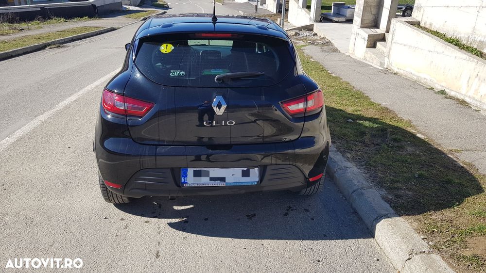 Renault Clio - 6