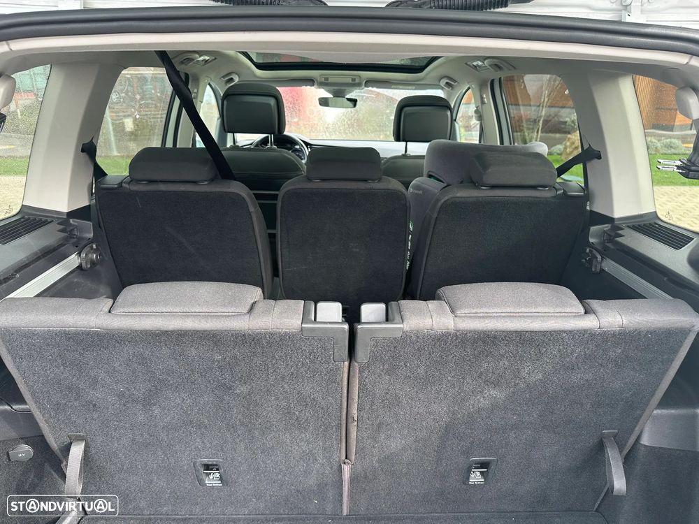 VW Touran 1.6 TDI SCR (BlueMotion ) Comfortline - 4