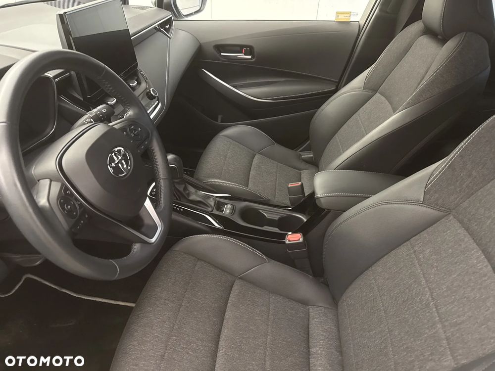 Toyota Corolla 1.8 Hybrid Style - 11