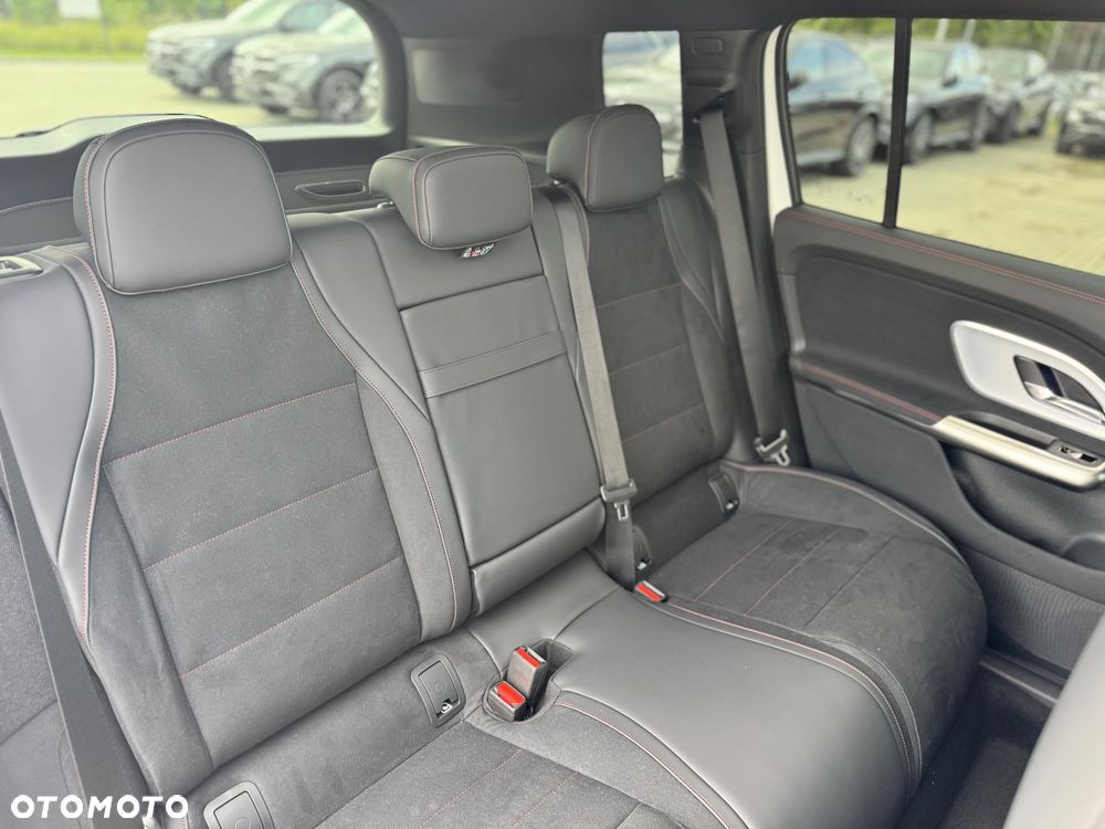 Mercedes-Benz GLB 200 mHEV 8G-eDCT - 18