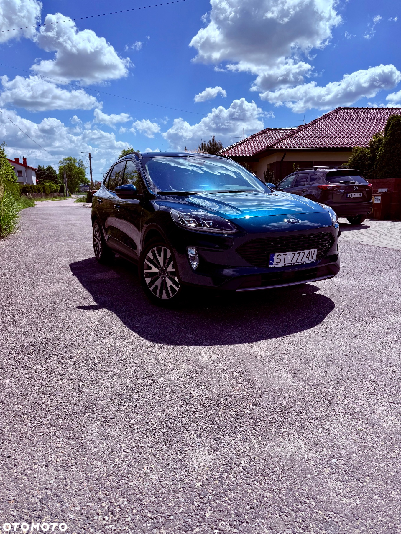 Ford Kuga 2.5 FHEV AWD Titanium - 2