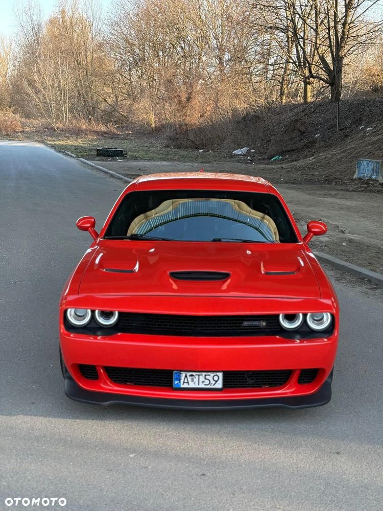 Dodge Challenger 6.4 Scat Pack - 2