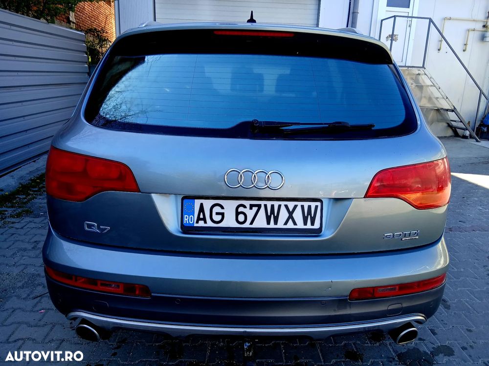 Audi Q7 3.0 TDI Quattro Tip - 8