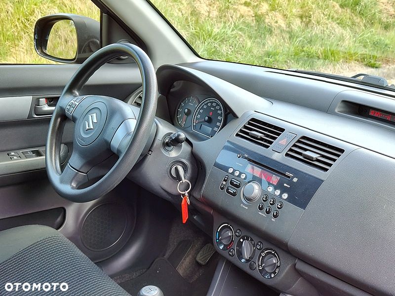 Suzuki Swift 1.3 GS / Premium - 7