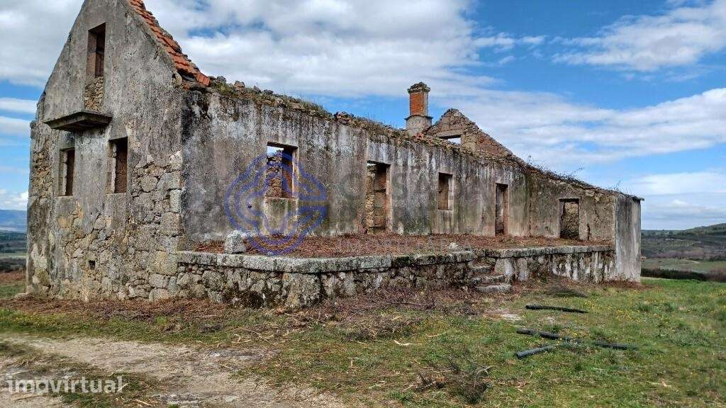 Quinta do Outeiro e Caramão – Melo, Gouveia - Grande imagem: 2/40