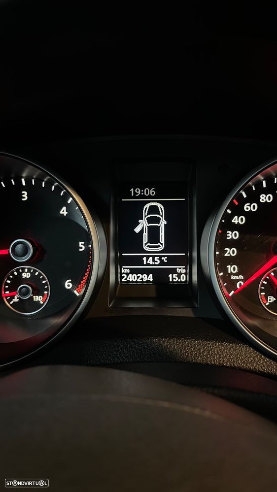 VW Golf Variant 1.6 TDi Confortline - 12