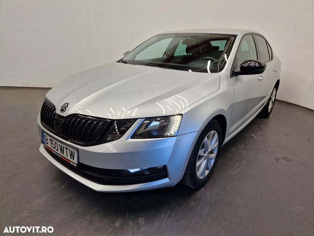 Skoda Octavia - 2