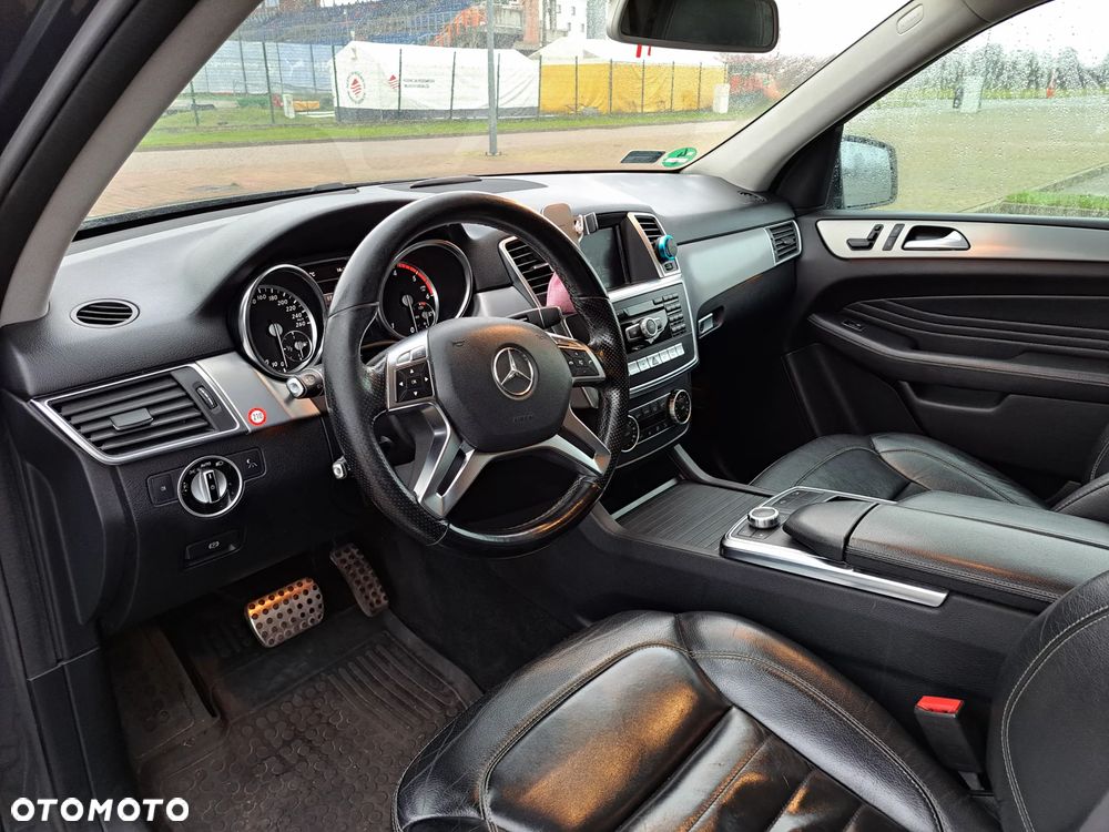 Mercedes-Benz ML 350 BlueTEC 4-Matic - 9