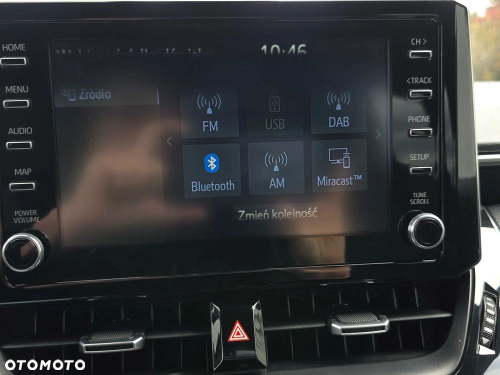 Toyota Corolla 1.8 Hybrid Comfort - 28