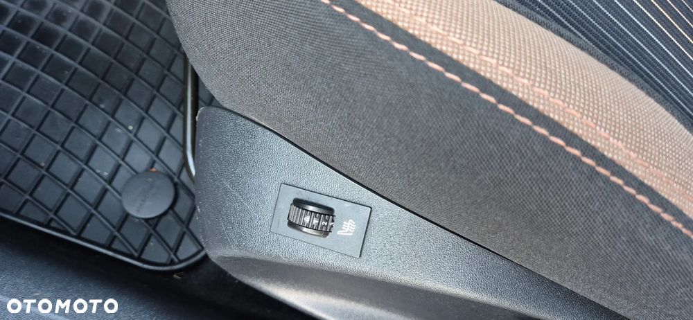 Peugeot 208 1.2 VTi Style - 13