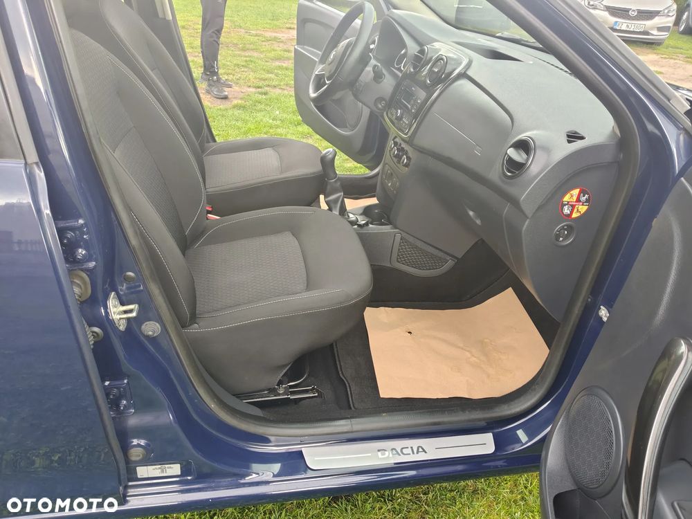 Dacia Sandero SCe 75 Essential - 9