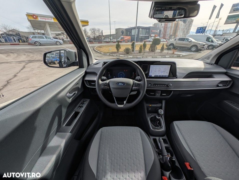 Ford Tourneo Courier 1.0 EcoBoost Titanium - 13