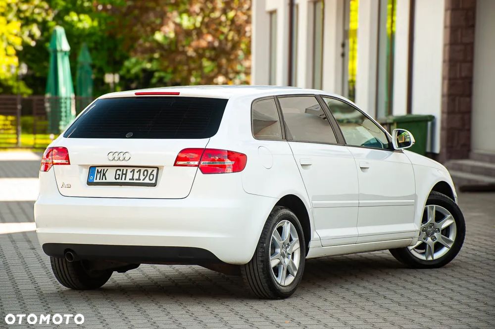 Audi A3 Sportback 1.6 Ambiente - 20