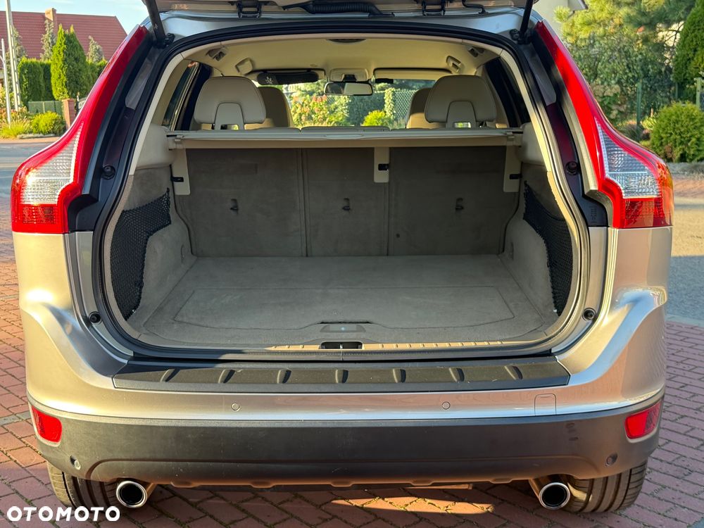 Volvo XC 60 - 30