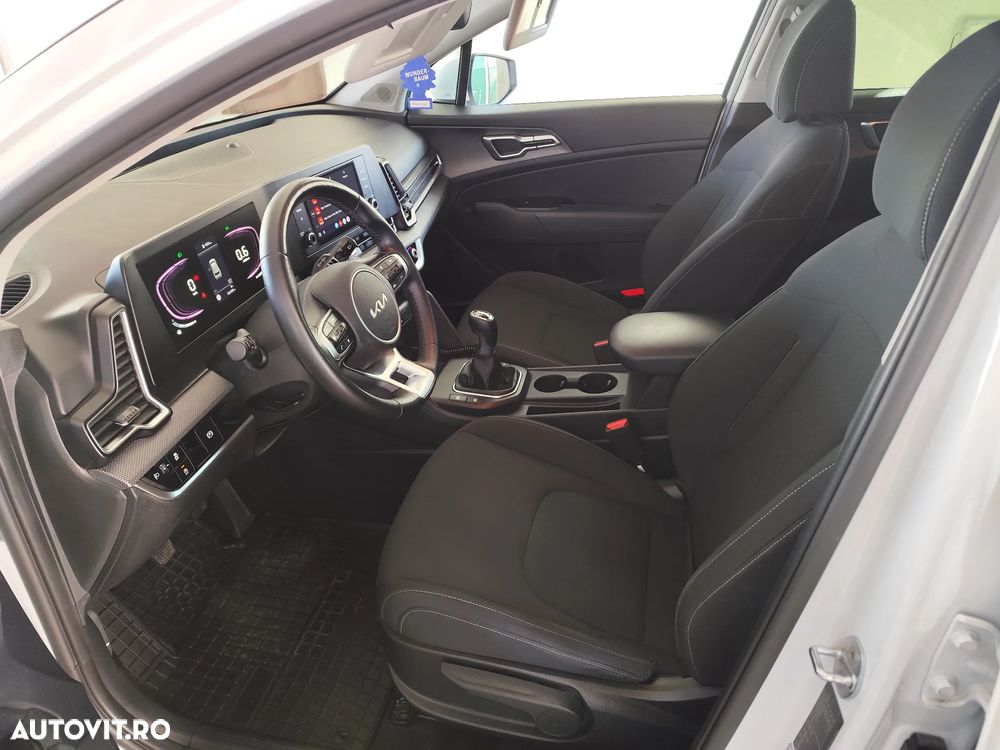 Kia Sportage 1.6 T-GDI 6MT 4x2 Urban - 11