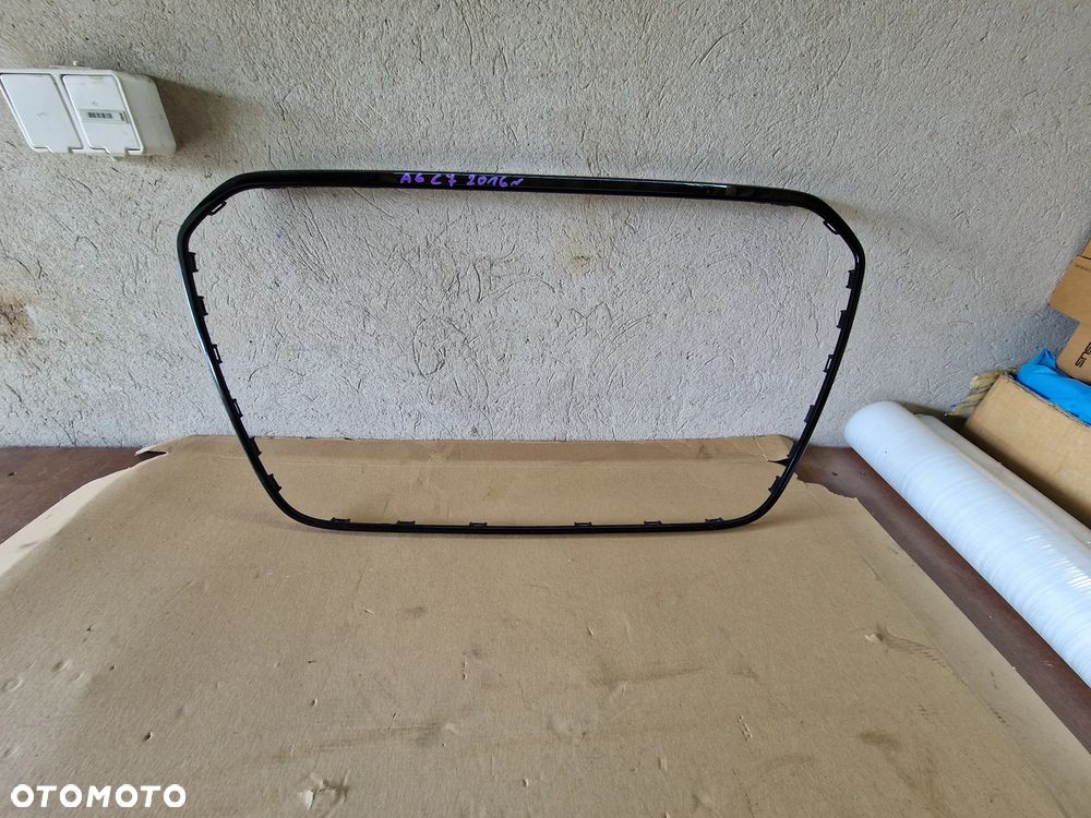 GRIL ATRAPA RAMKA AUDI A6 C7 LIFT 4G0807715 - 1