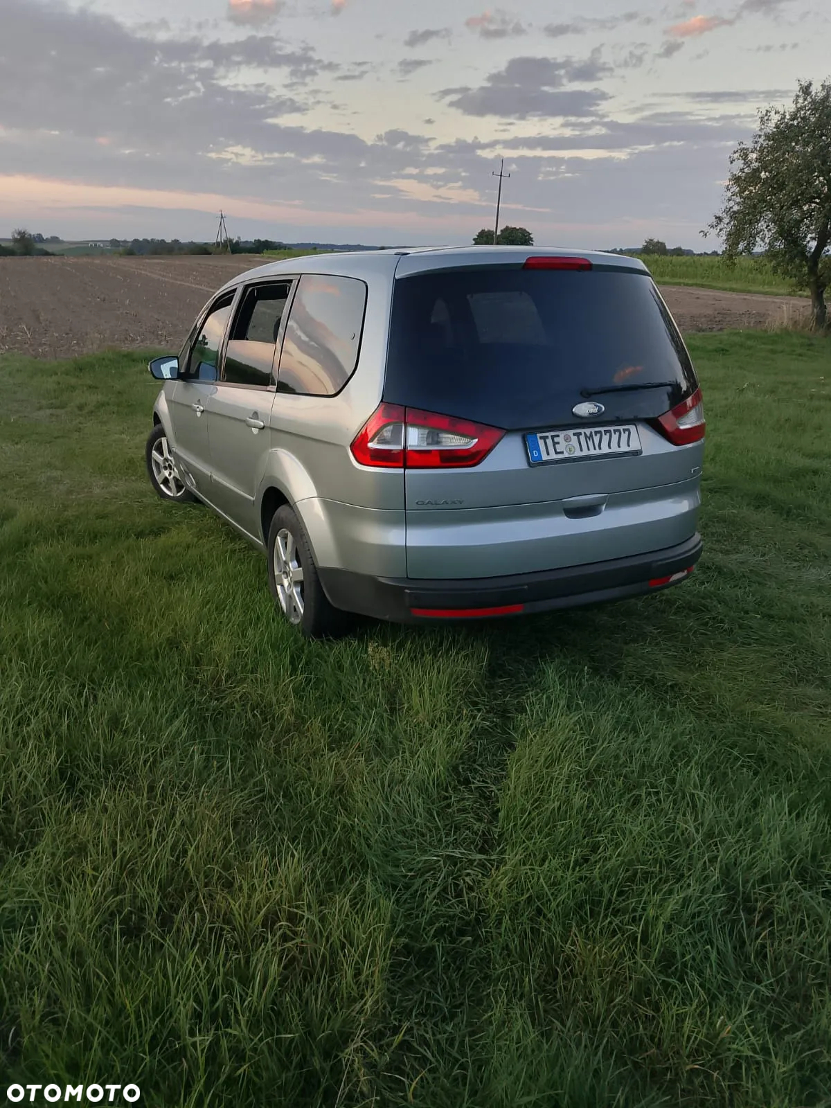 Ford Galaxy 2.0 TDCi Ambiente - 6