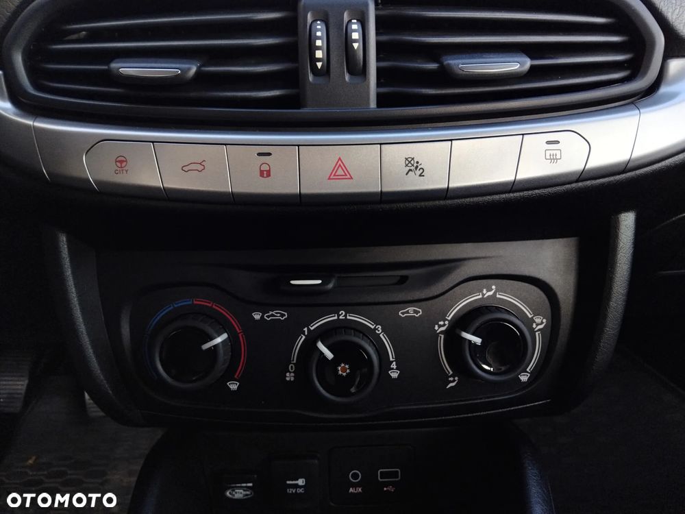 Fiat Tipo 1.4 16v Pop - 18