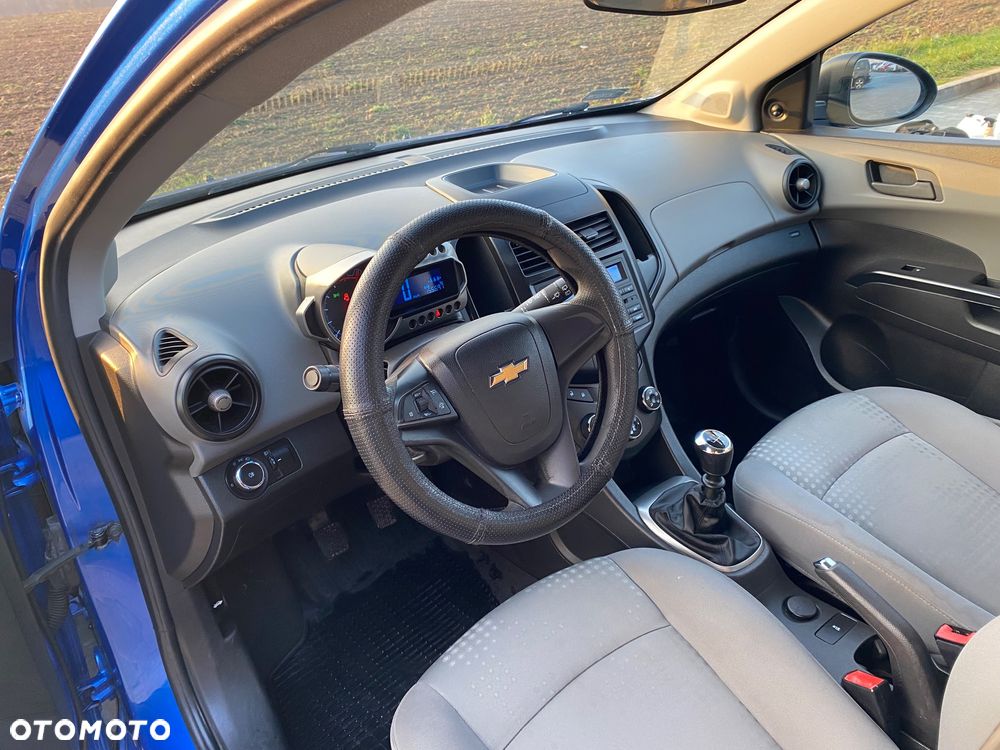 Chevrolet Aveo 1.2 LT+ - 9