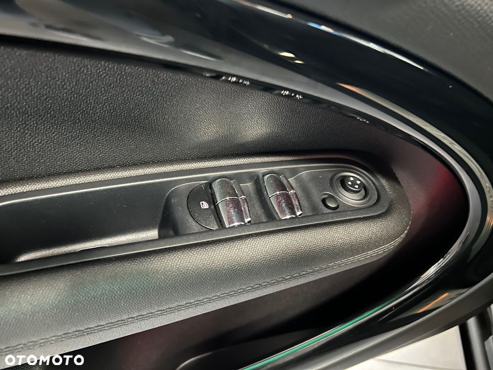 MINI Countryman - 24