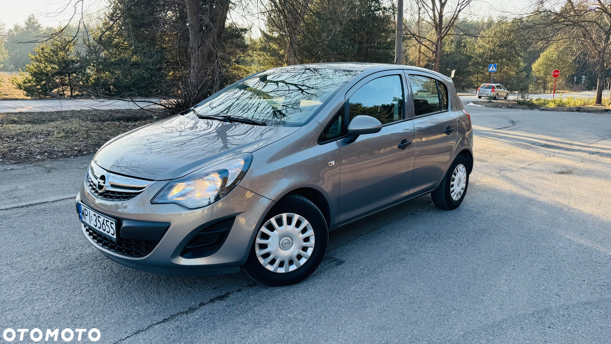 Opel Corsa 1.2 16V Edition / Active - 7