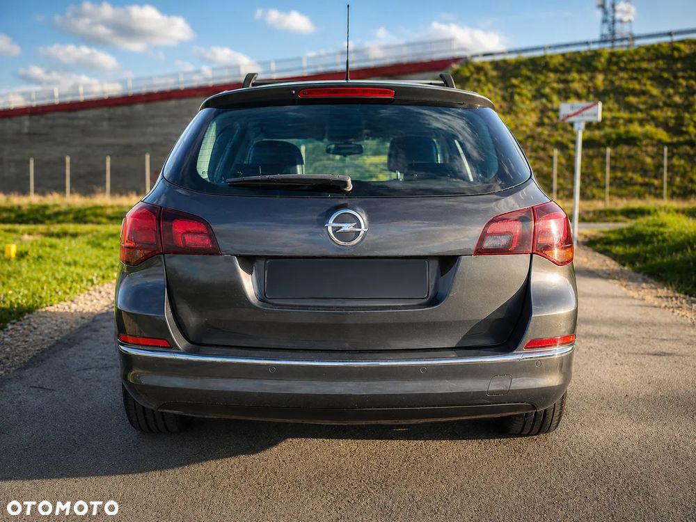 Opel Astra 1.4 T Sport - 4