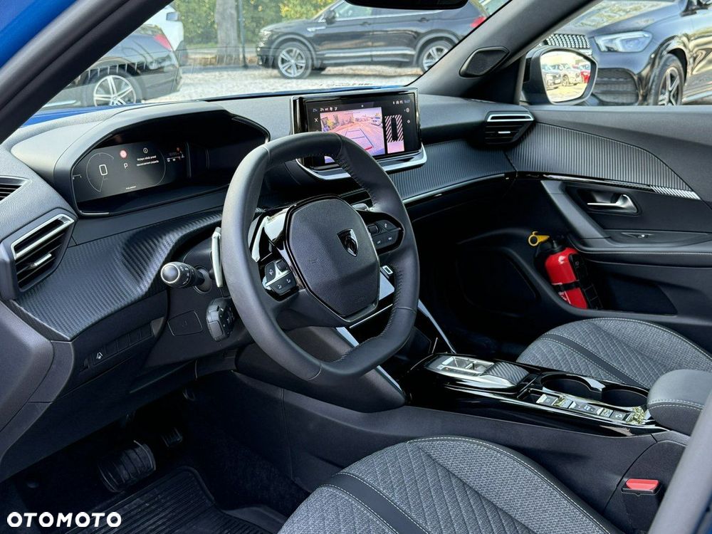 Peugeot 2008 1.2 PureTech Allure S&S EAT8 - 11