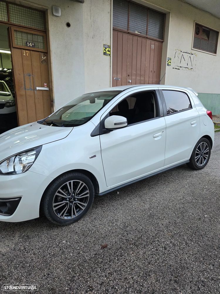 Mitsubishi Space Star 1.2 Intense Connect Edition - 2