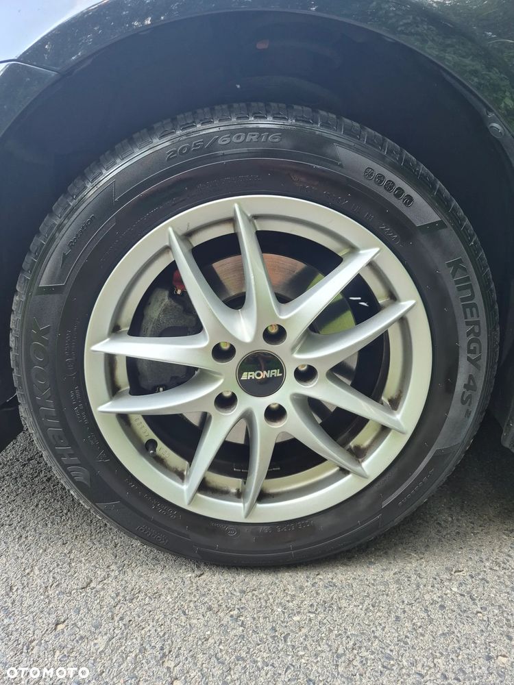 Toyota Avensis 2.0 D-4D Edition - 28