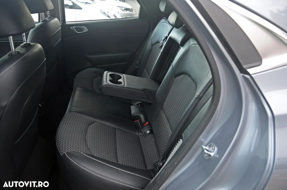 Kia XCeed 1.6 GDI DCT6 OPF Plug-in-Hybrid PLATINUM - 6