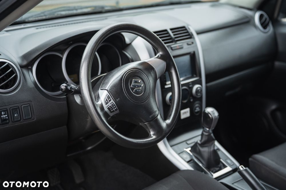 Suzuki Grand Vitara 1.9 DDiS - 7