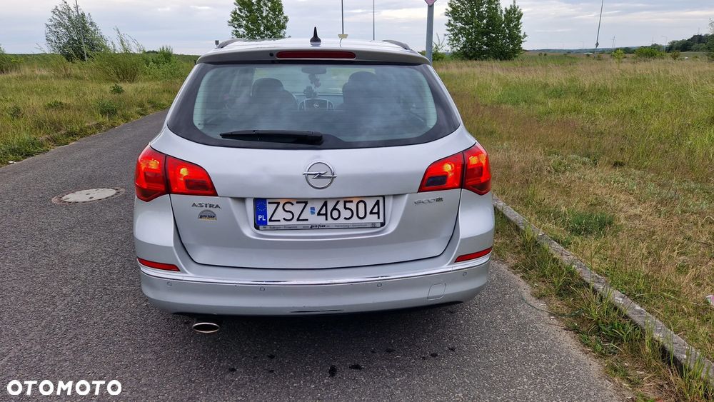 Opel Astra 1.4 Turbo - 5
