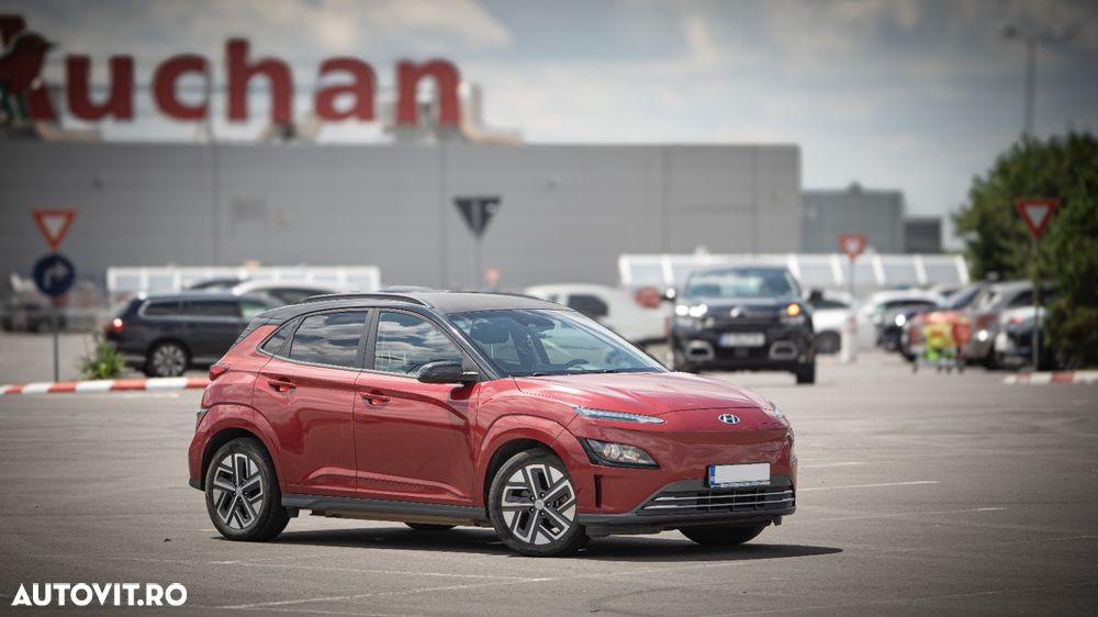 Hyundai KONA - 16