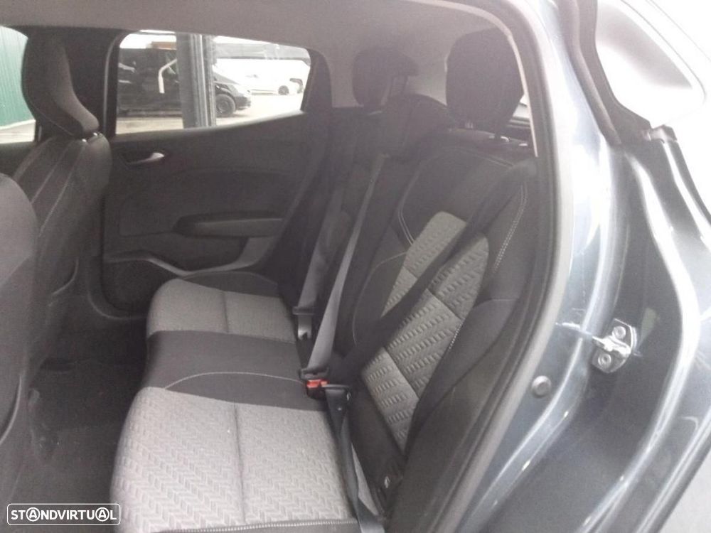 Renault Clio 1.5 Blue dCi Evolution - 5