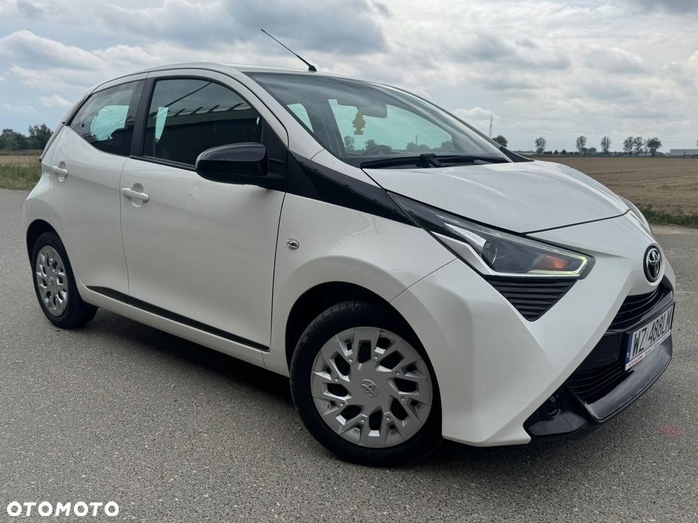 Toyota Aygo x-play - 6