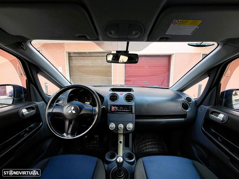 Mitsubishi Colt 1.1 Inform RCD/AC - 15