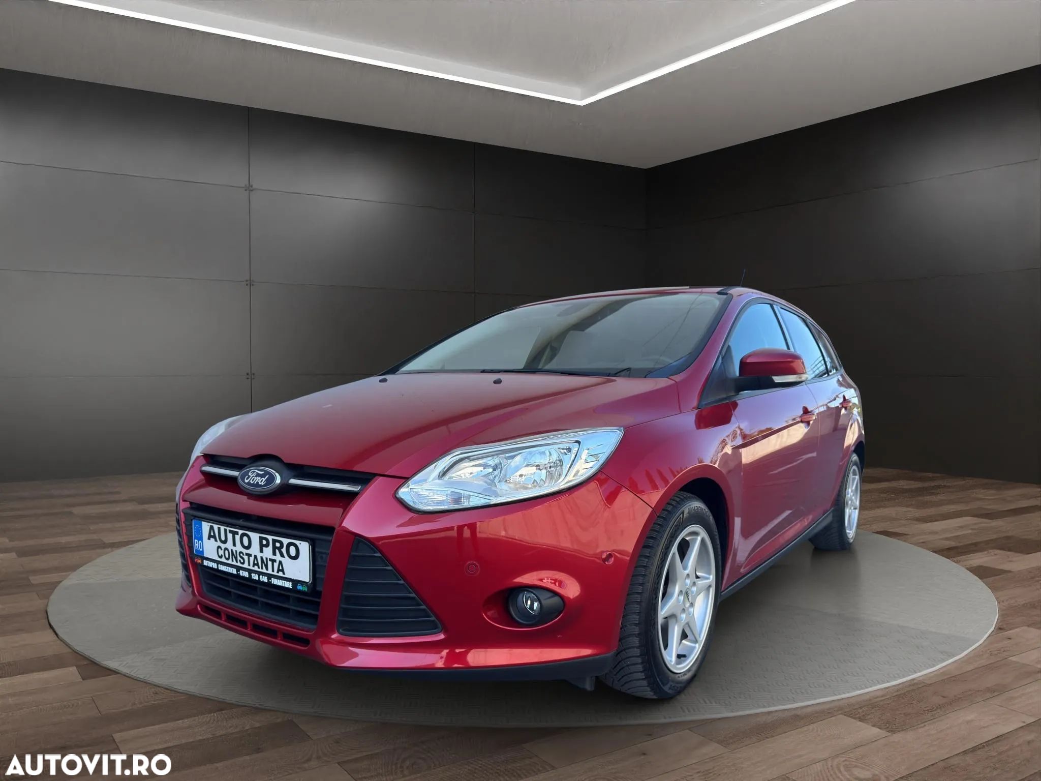 Ford Focus 1.0 EcoBoost Start-Stopp-System TREND - 1