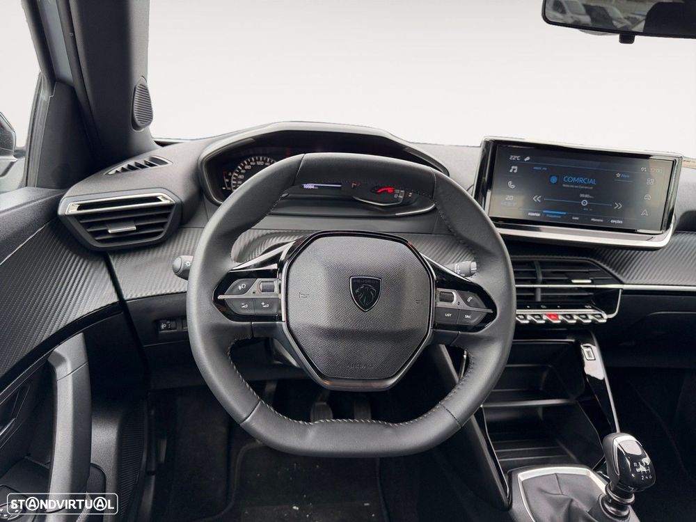 Peugeot 2008 1.2 PureTech Style - 12